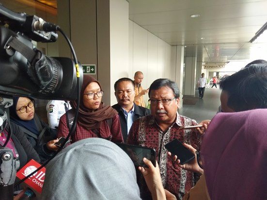 Produksi Minyak Lapangan...