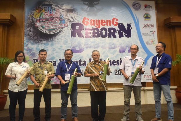 Memburu Target 1 Juta...