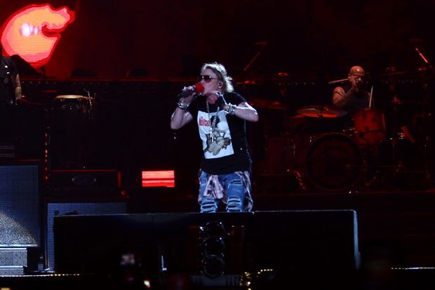 Penampilan Axl Rose...