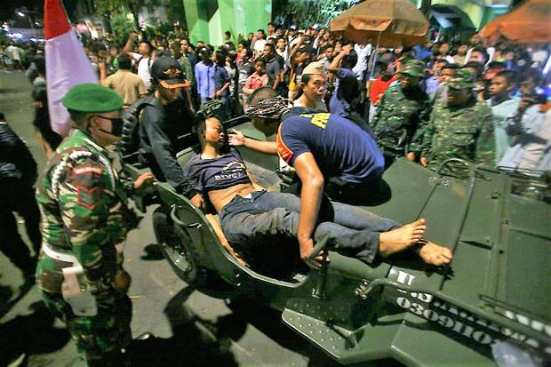 Petaka Surabaya Membara,...