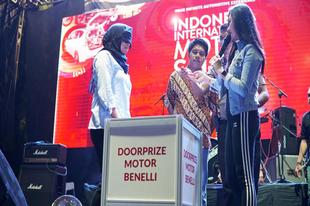 Daftar Pemenang Kompetisi-Kompetisi...