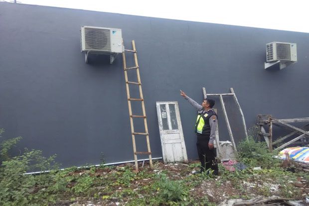 Bobol Mesin ATM, Pencuri...