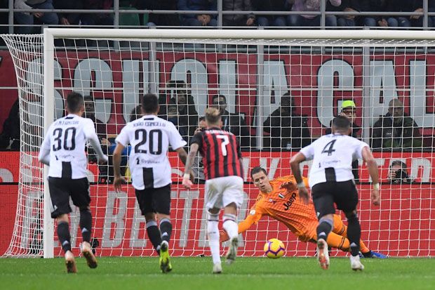 Babak I: Higuain Gagal...