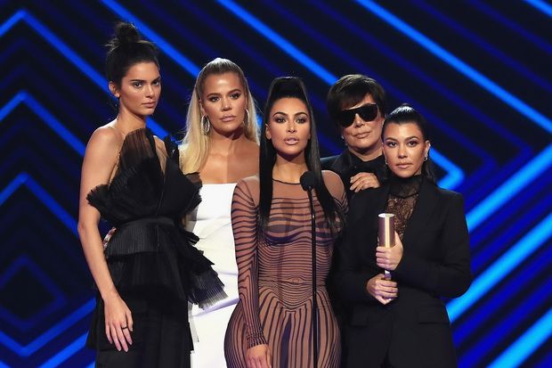 Kim Kardashian Dedikasikan...