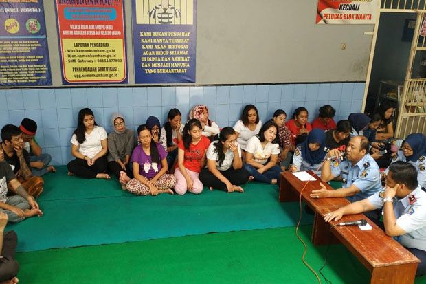 Rutan Salatiga Terapkan...