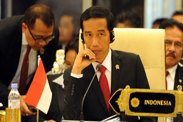 Jokowi Ajak ASEAN Bergandengan...