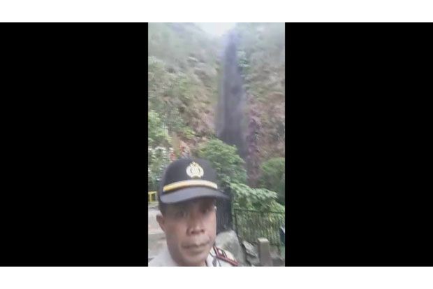 Penyebab Air Terjun...