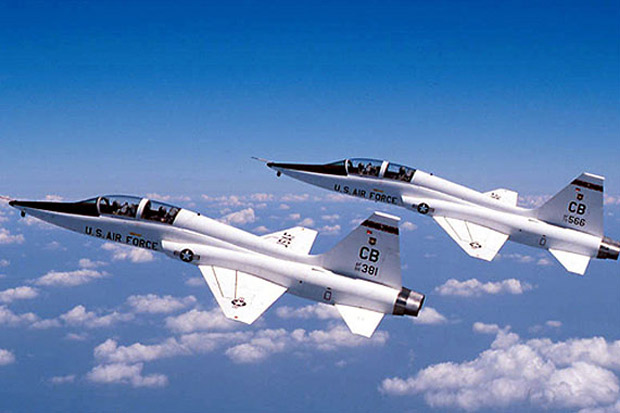 Pesawat Jet Supersonik...