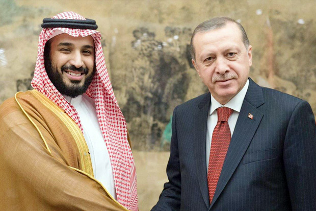 Bungkam Turki, Putra...