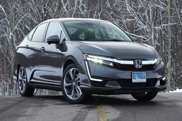 Honda Clarity PHEV Akan...