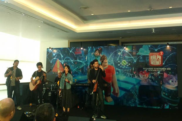 Rilis Lagu untuk Disney,...