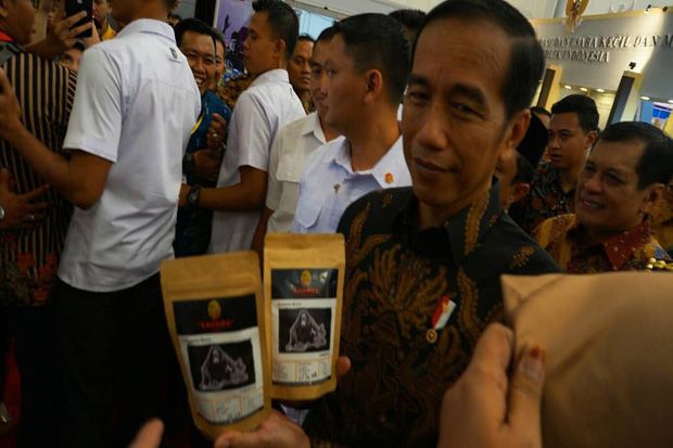 Bupati Kobar Dukung...