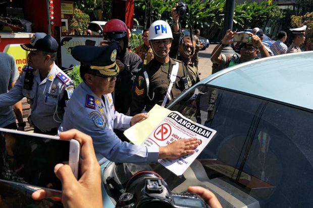 Hari Pertama Diberlakukan...