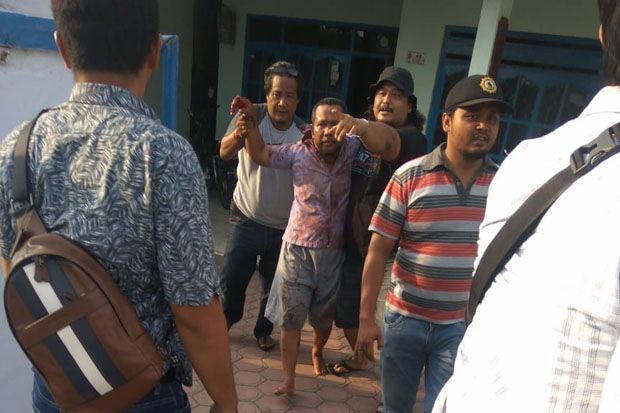 Cekcok, Penderita Sakit...