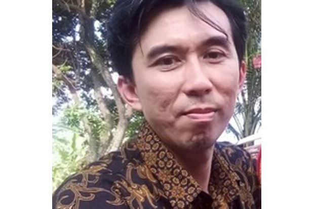 Politik Pembinaan Ideologi...