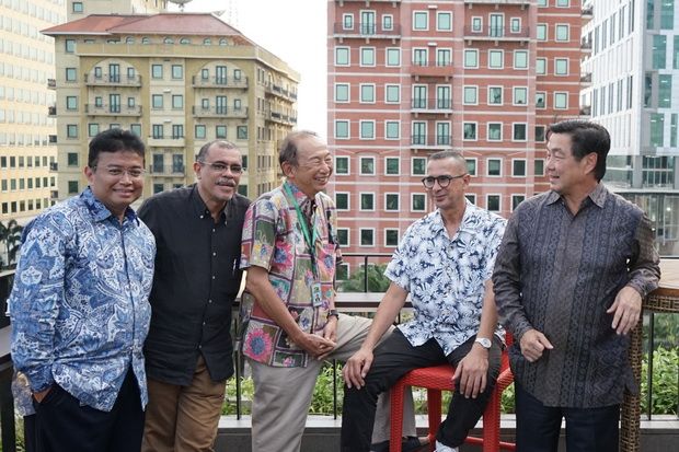 Tempat Hangout Baru...