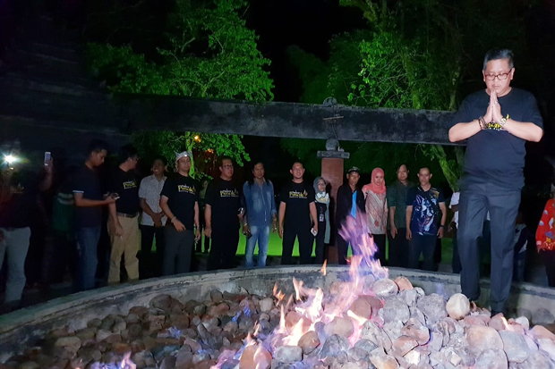 Elite PDIP Berwisata...