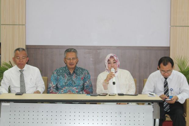 Sebanyak 570 Ribu Guru...