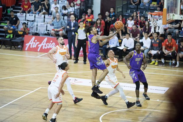 Lemparan Free Throw...