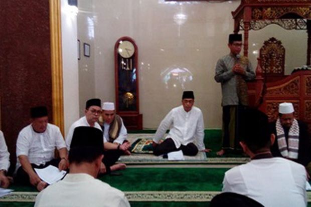 Peringatan Maulid Nabi,...