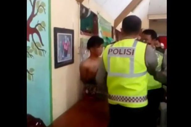 Dikeroyok Massa, 4 Jambret...
