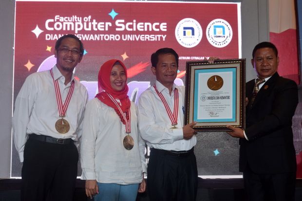 Berkat Tangan-Tangan...