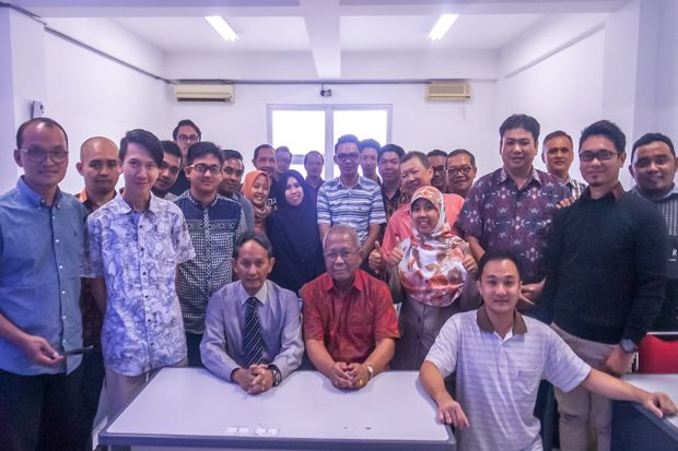 Workshop Pembuatan Laboratorium...