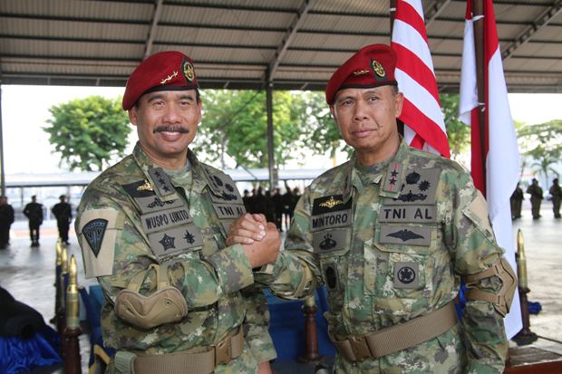 Wakasal dan Pangkoarmada...