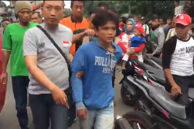 Jambret HP Pelajar SD,...