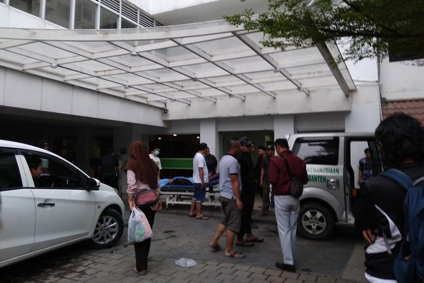 11 Santri Korban Kecelakaan...
