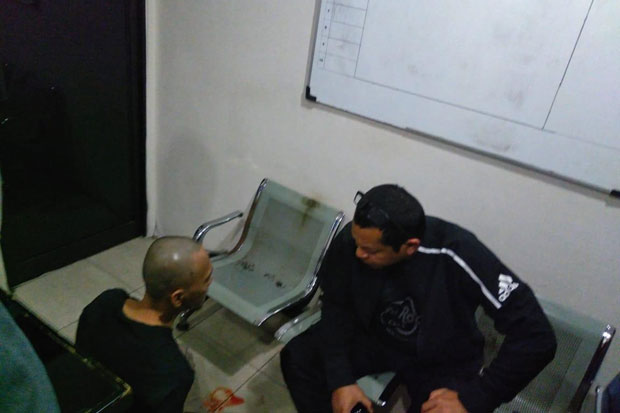 Penyerangan Polsek Penjaringan,...