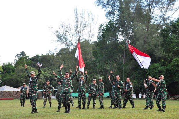 Kontingan TNI AD Tak...