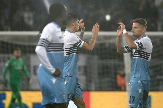 Gol Telat Correa Buyarkan...