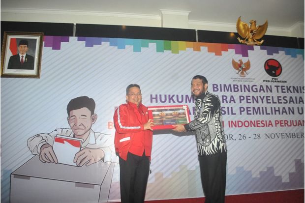 PDI Perjuangan Siap...