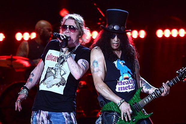 Axl Rose Sakit, Konser...