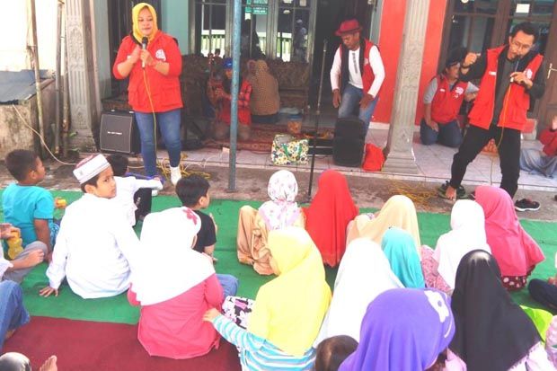 Mengedukasi Anak lewat...