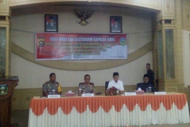 Kapolda Jambi Kampanyekan...