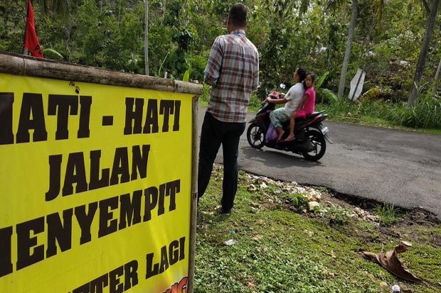 17 Tahun, Tiga Warga...
