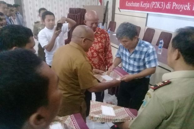 Hindari Kecelakaan Kerja,...