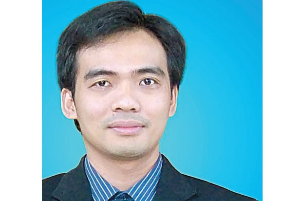 Simalakama Bernama Guru...