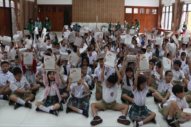 Ekspresikan Cinta kepada...