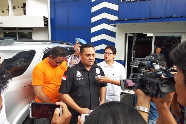 Ajak Kencan, Andika...