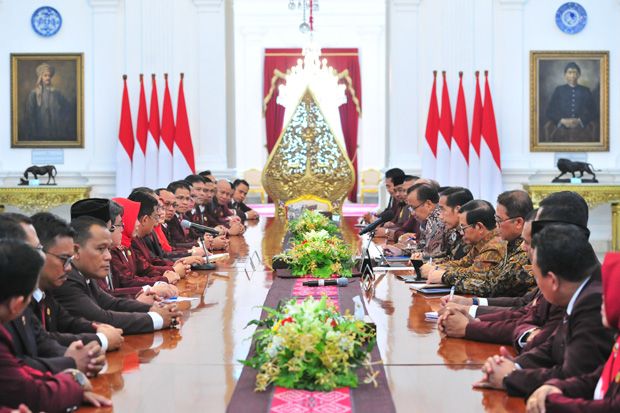 Bertemu Jokowi, Persatuan...