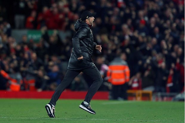 Kegenitan Klopp Lari...
