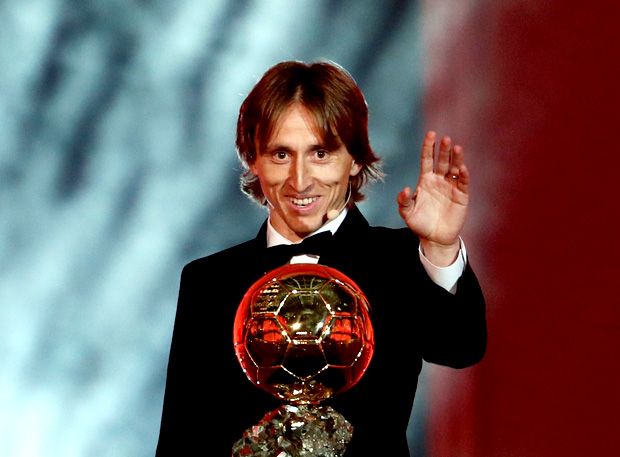 Raih Trofi Ballon dOr,...