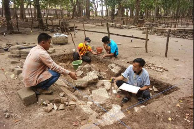 Misteri Batu Kalde Pangandaran,...
