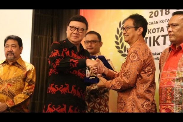 Mendagri Apresiasi Penghargaan...
