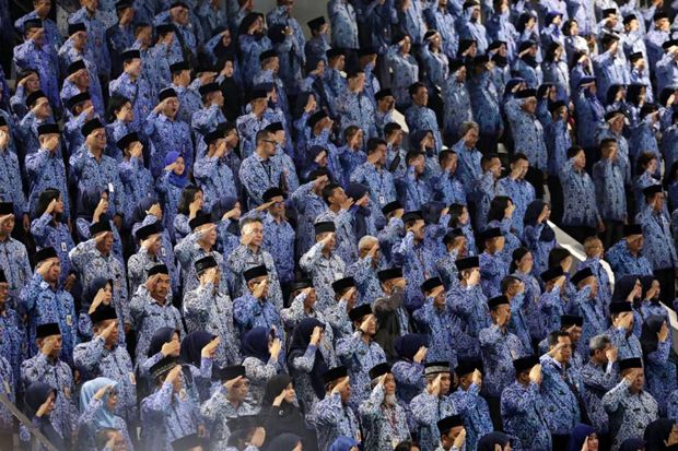 Gaji PNS Naik Per Januari,...