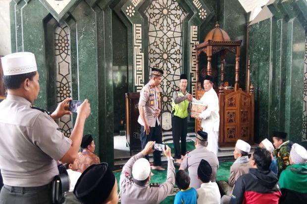 Kampanye Awas Longsor!...