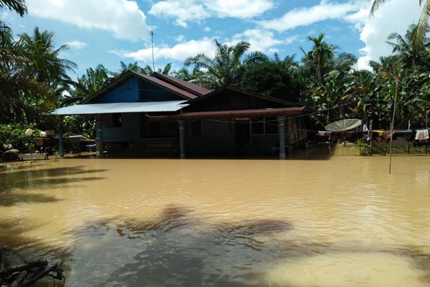 Banjir di Kampar Riau,...